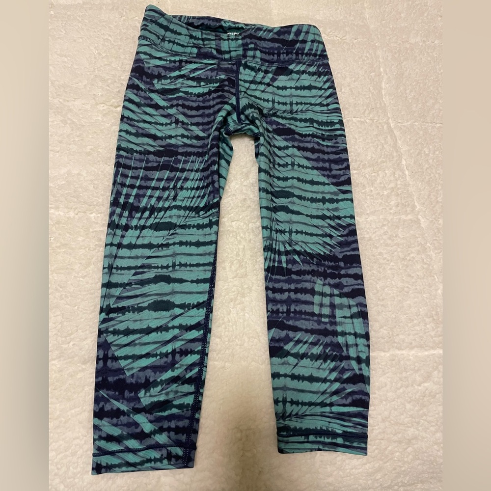 Athleta girls leggings